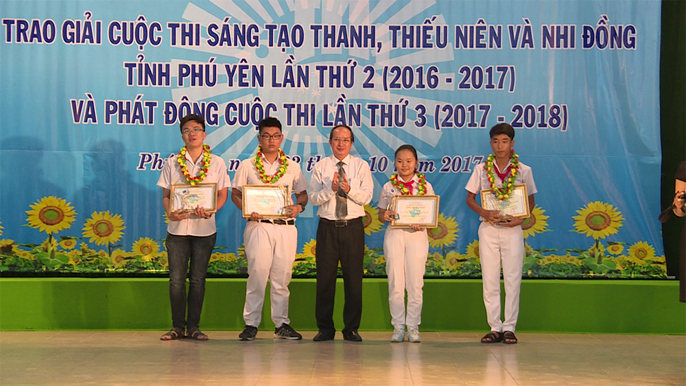 Tổng kết và trao giải Cuộc thi sáng tạo Thanh, Thiếu niên và Nhi đồng tỉnh PY lần thứ 2