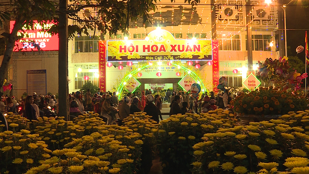 Khai mạc Hội hoa Xuân và Triển lãm mỹ thuật Xuân Mậu Tuất 2018