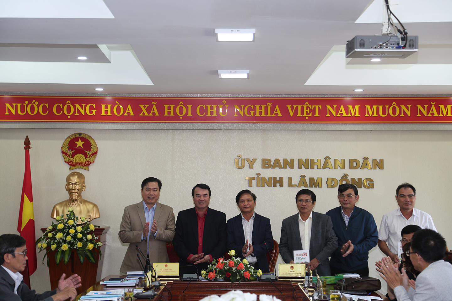 Hợp tác phát triển nông nghiệp ứng dụng công nghệ cao giữa hai tỉnh Phú Yên-Lâm Đồng 