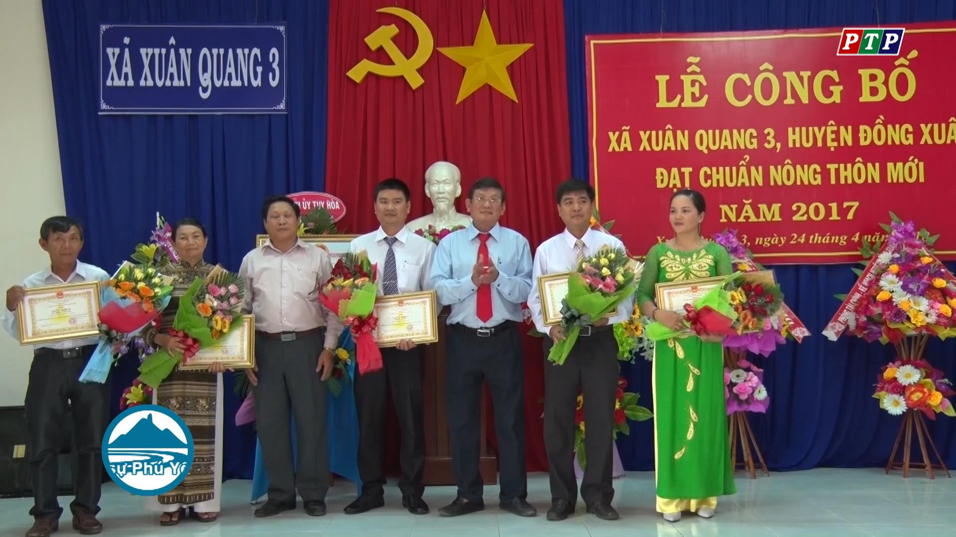 Xuân Quang 3: Đón bằng công nhận xã đạt chuẩn nông thôn mới