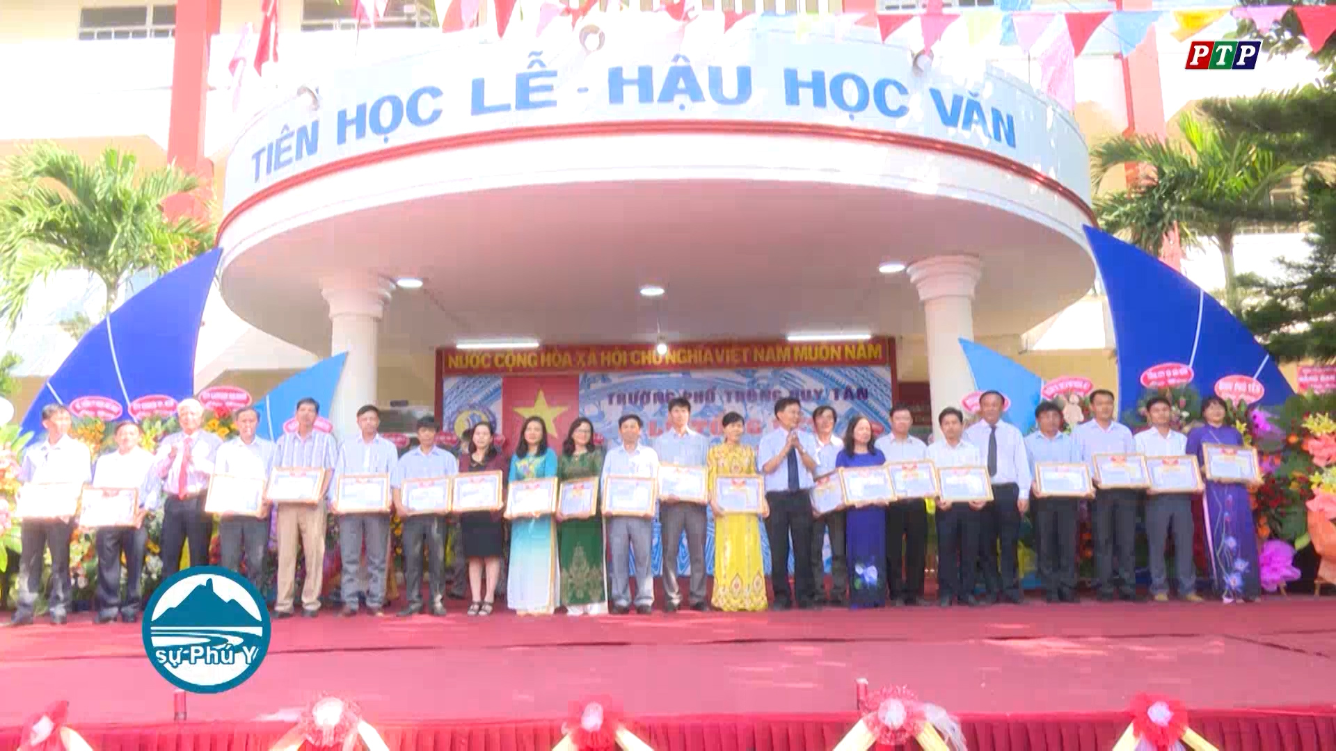 Trường Phổ thông Duy Tân tổng kết năm học 2017 – 2018 và khởi công xây dựng tòa nhà số 6 và 6’