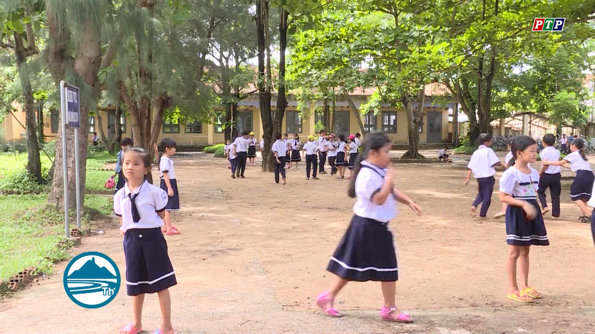 Ngày 27/8, học sinh các cấp tựu trường năm học mới