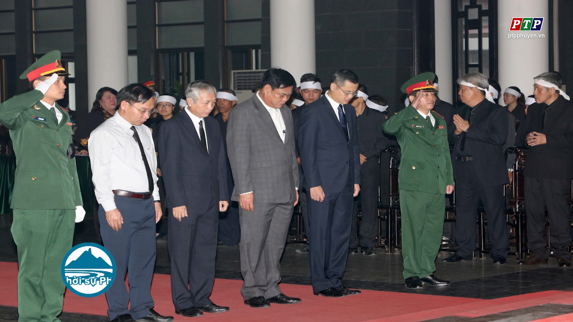 Đoàn đại biểu tỉnh Phú Yên viếng nguyên Tổng Bí thư Đỗ Mười