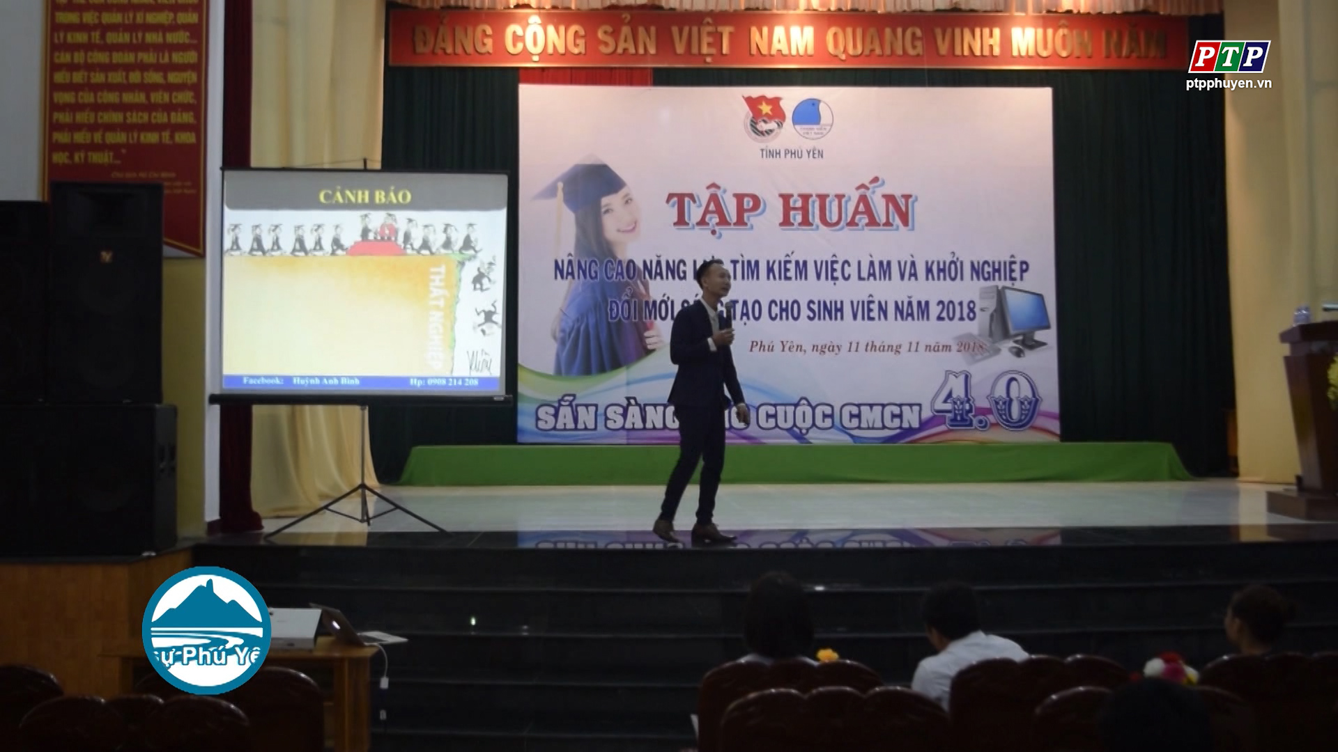 Nâng cao năng lực tìm kiếm việc làm và khởi nghiệp đổi mới sáng tạo cho hơn 200 sinh viên