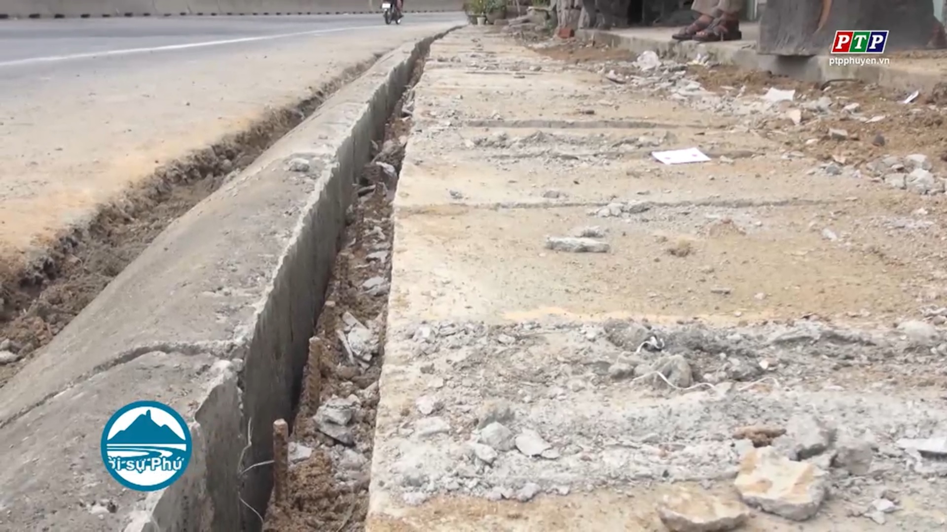 Hệ thống rãnh thoát nước trên quốc lộ 1 phát huy hiệu quả