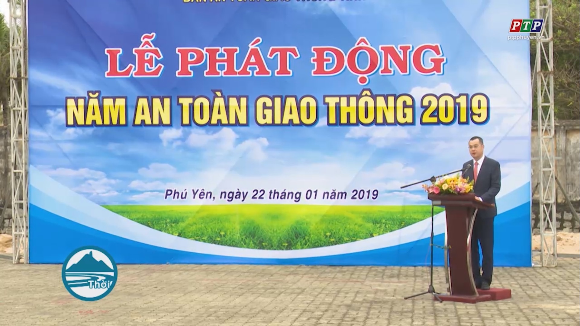 Chủ tịch UBND tỉnh kêu gọi mọi tầng lớp nhân dân nâng cao văn hóa tham gia giao thông