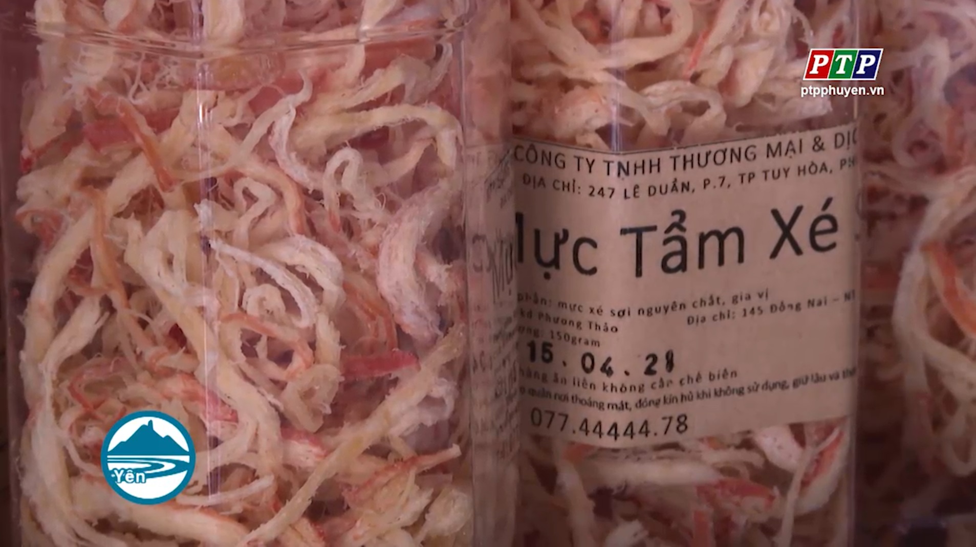 Hải sản biển thu hút du khách