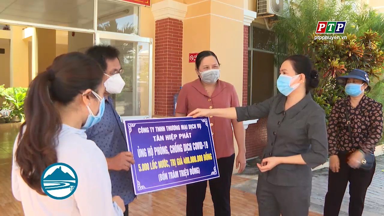Ban Dân vận Tỉnh ủy hỗ trợ tuyến đầu chống dịch Covid-19