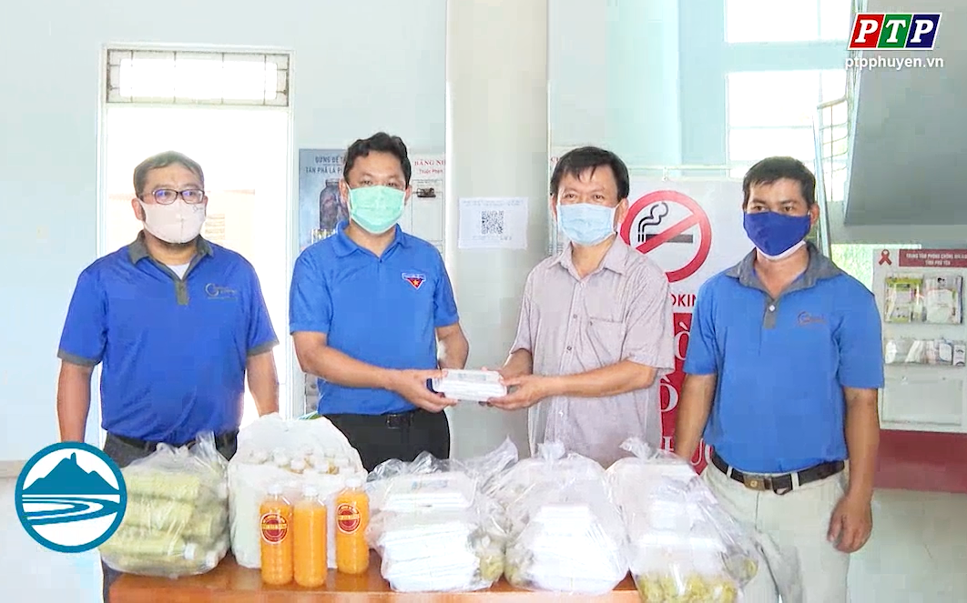 Lan tỏa chuyến xe yêu thương tiếp sức tuyến đầu chống dịch