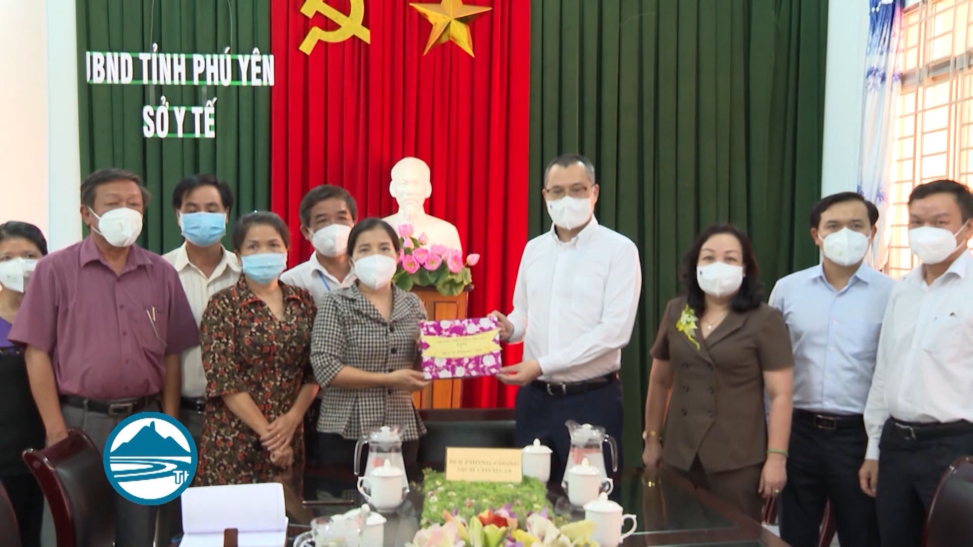 Thường trực Tỉnh ủy thăm, động viên tuyến đầu chống dịch Covid-19 tỉnh
