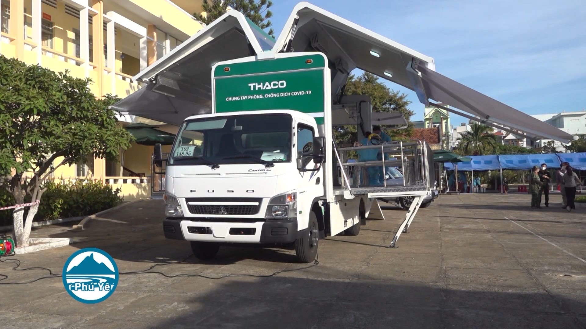 Phú Yên đưa xe chuyên dụng vào phục vụ công tác tiêm chủng