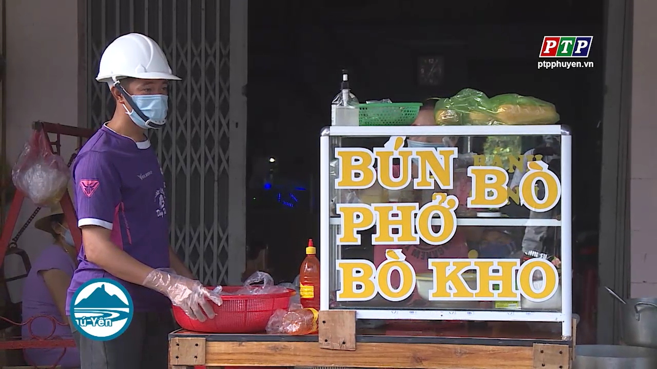 Tuy An: Những ngày đầu tiểu thương được phép kinh doanh