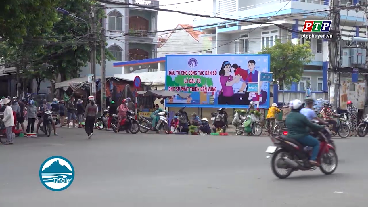 TP. Tuy Hòa: Chợ tự phát tiềm ẩn nguy cơ bùng phát dịch COVID -19