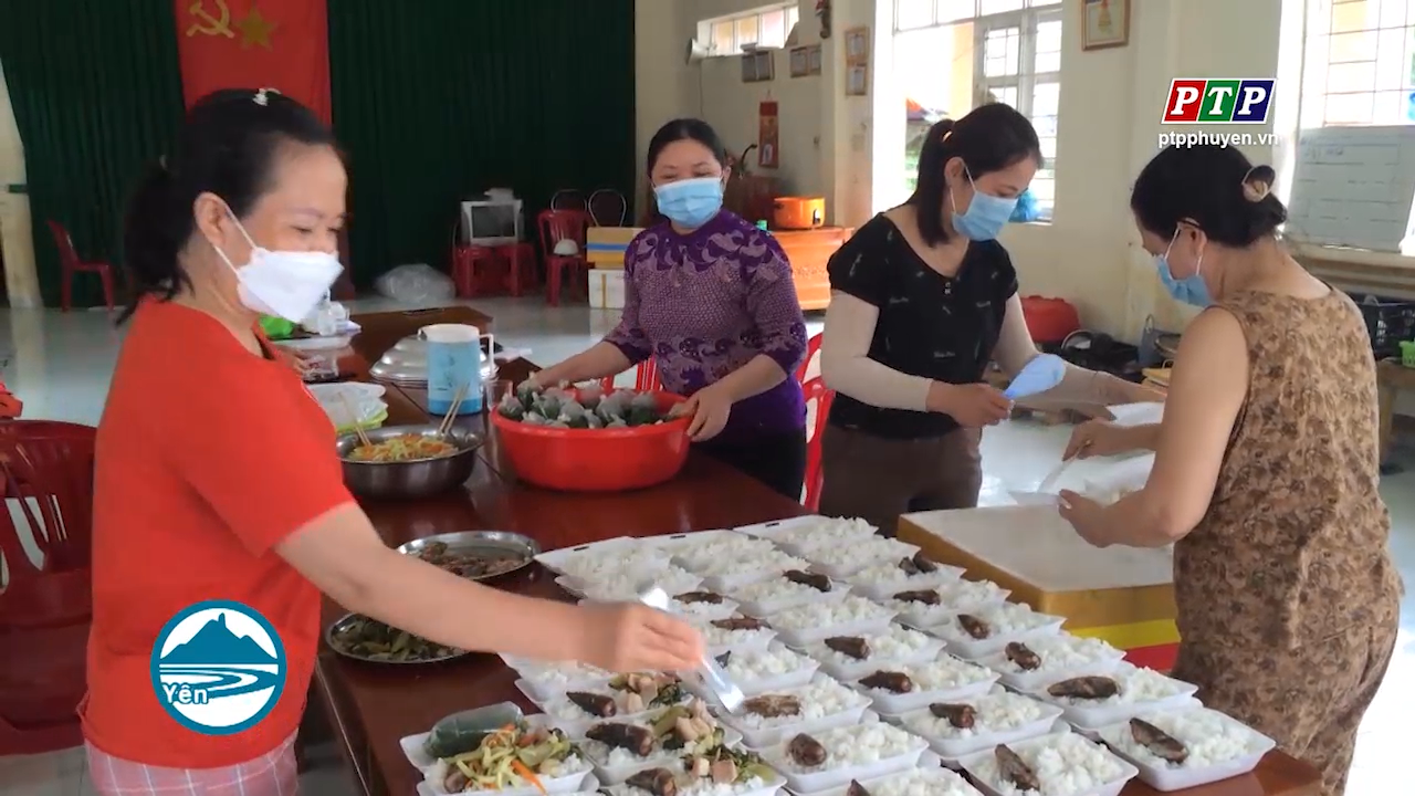 Pvoil Phú Yên hỗ trợ 7 bếp nhân ái phục vụ khu cách ly