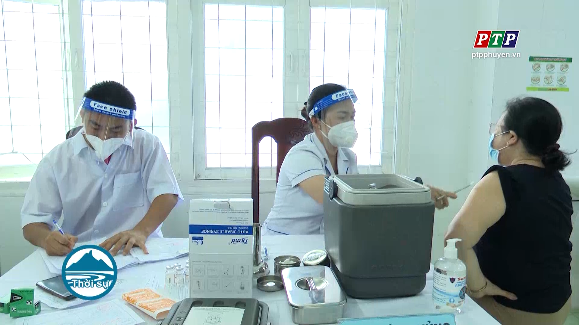 PHÚ YÊN: TIẾP TỤC ƯU TIÊN NGUỒN VẮC-XIN CHO DOANH NGHIỆP