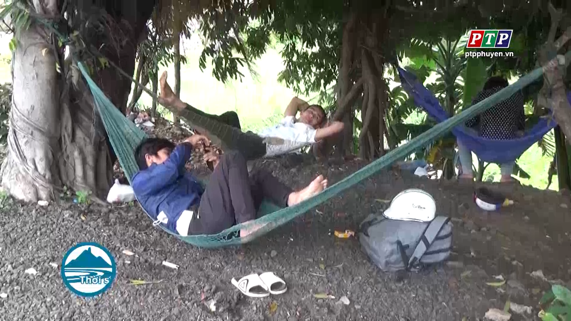 Kiểm soát nguy cơ lây lan dịch bệnh khi người dân tự phát về quê