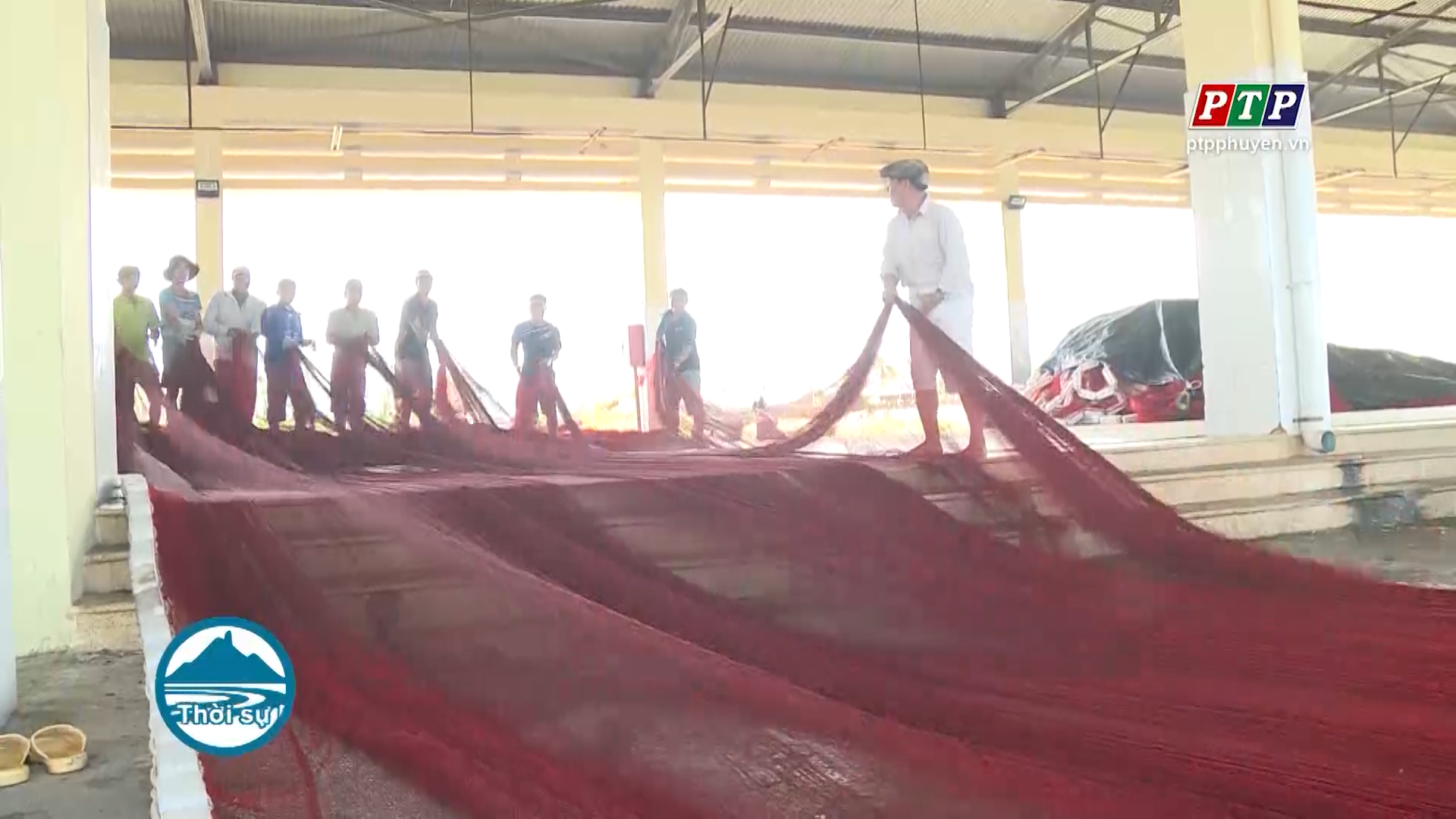 Liên kết tổ, đội khai thác: hỗ trợ nhau khi gặp sự cố thiên tai trên biển