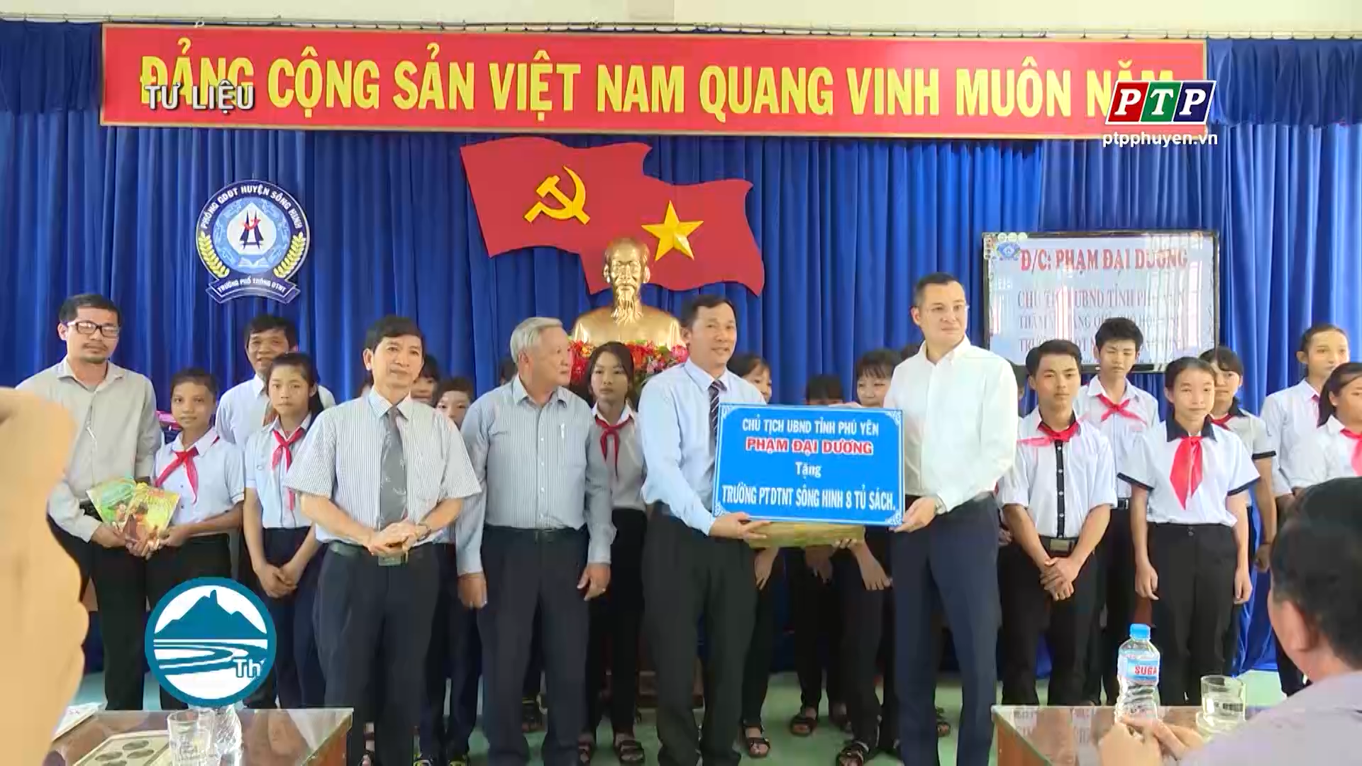Hội Khuyến học với sự nghiệp 'trồng người' trên quê hương đất Phú