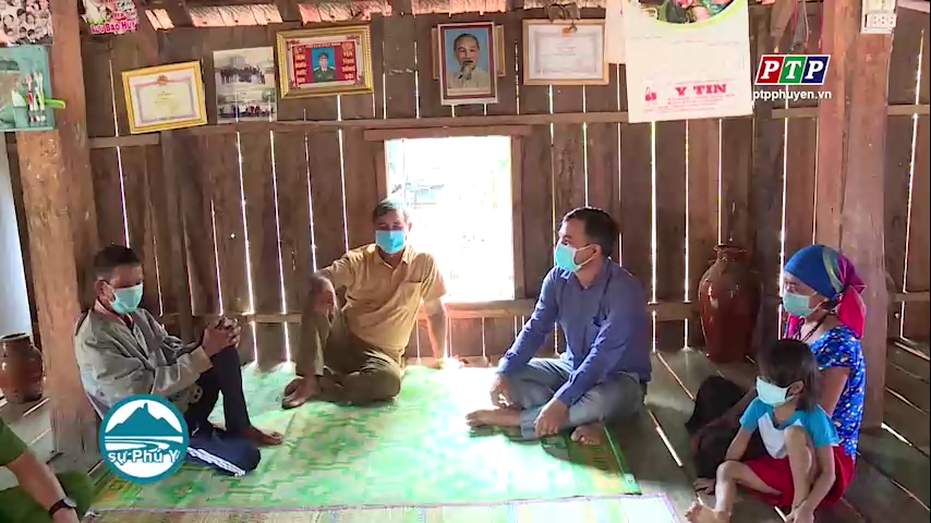 Phát huy vai trò già làng trong công tác đảm bảo an ninh trật tự địa phương