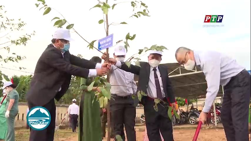 Phát động Tết trồng cây nhân dịp Xuân Nhâm Dần 2022 tại huyện Tây Hòa