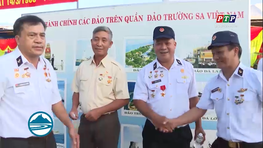 Gặp mặt, tưởng nhớ đồng đội hy sinh bảo vệ Gạc Ma