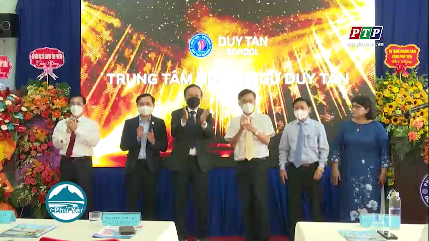 Khai trương Trung tâm Ngoại ngữ Duy Tân
