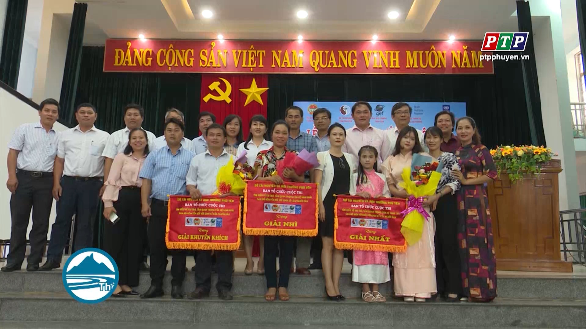 Tuy An: Trao giải thưởng Cuộc thi tìm hiểu về vai trò, tầm quan trọng của hệ sinh thái san hô Hòn Yến đối với sinh kế của người dân