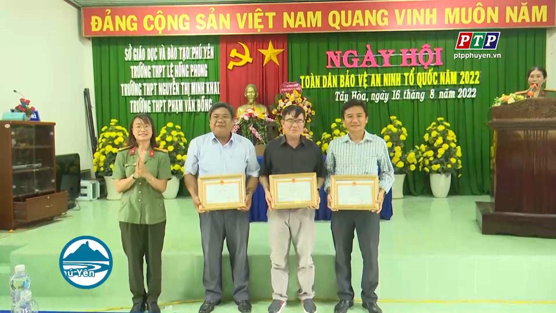 Tây Hòa: 03 trường THPT tổ chức ngày hội toàn dân bảo vệ ANTQ năm 2022