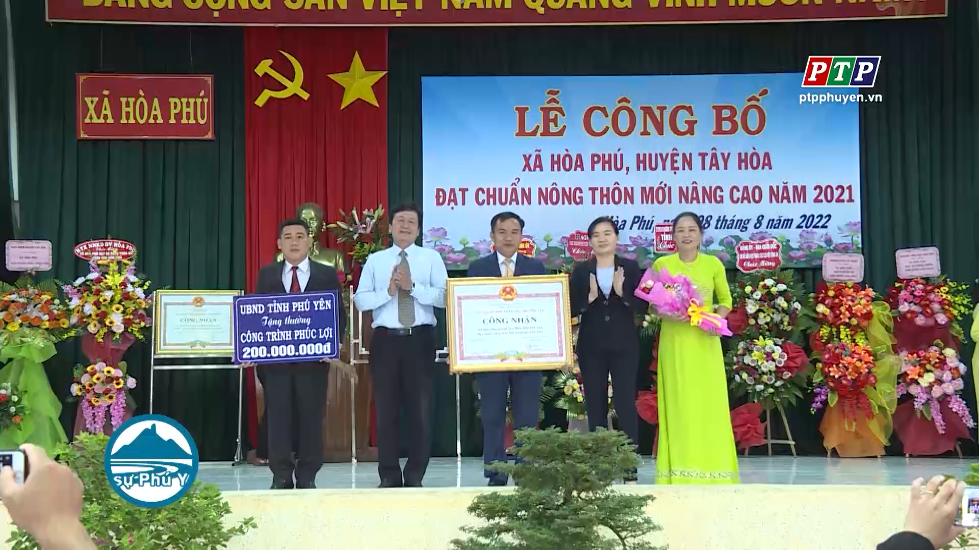Tây Hòa công bố xã Hòa Phú đạt chuẩn nông thôn mới nâng cao