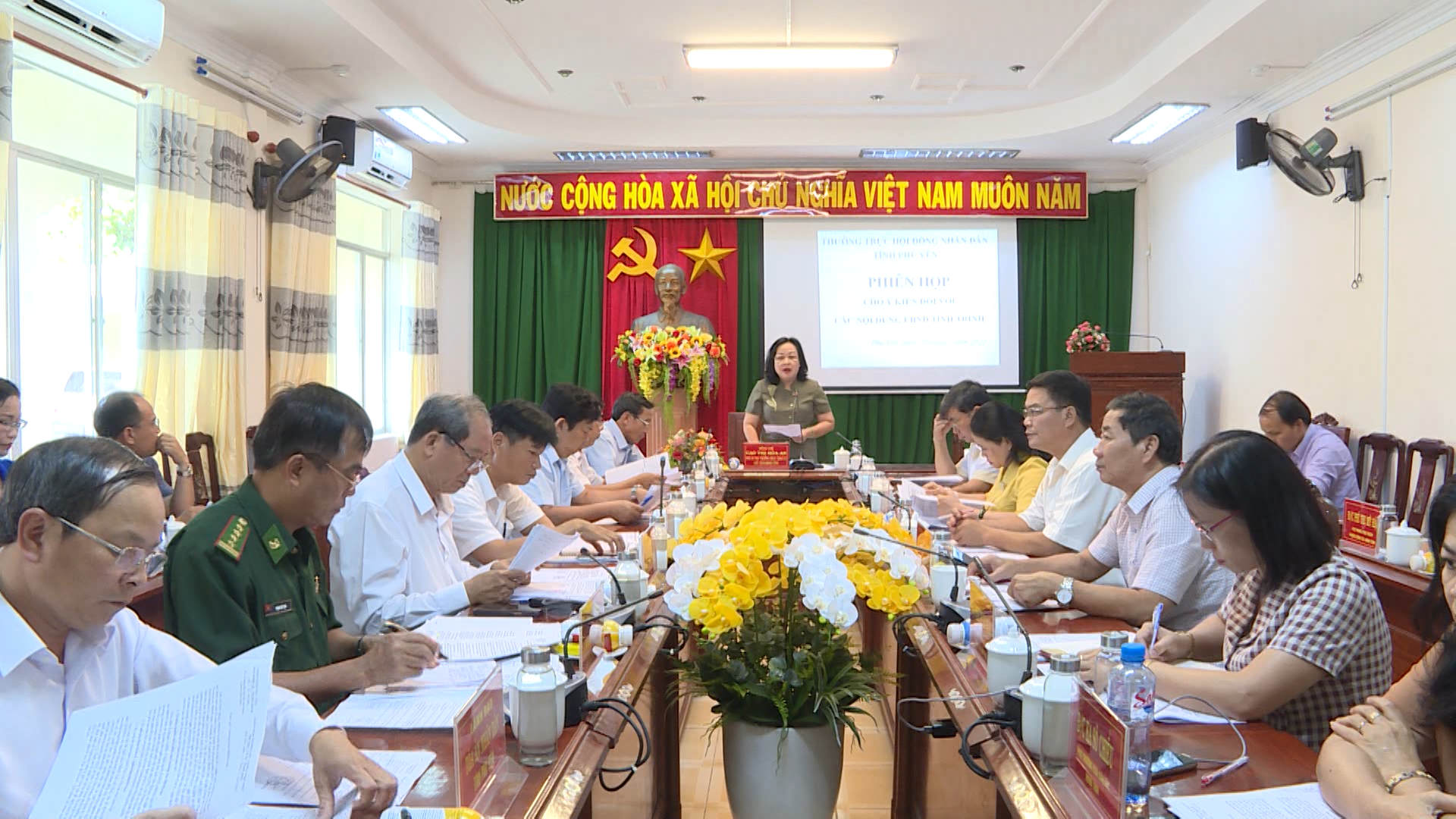 Thường trực HĐND tỉnh cho ý kiến một số nội dung UBND tỉnh trình giữa hai Kỳ họp