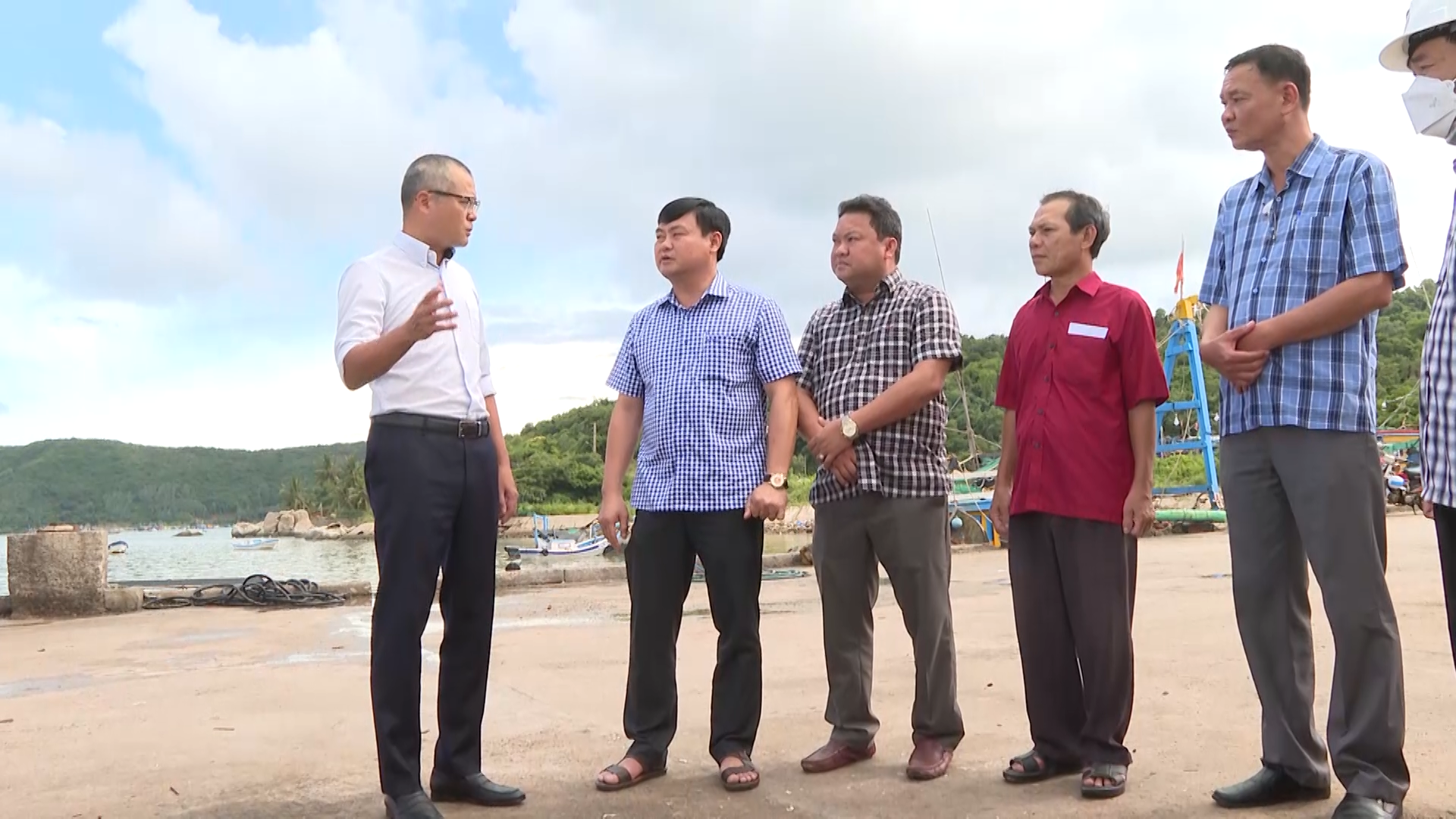 BÍ THƯ TỈNH ỦY PHẠM ĐẠI DƯƠNG KIỂM TRA CÔNG TÁC ỨNG PHÓ BÃO SỐ 4