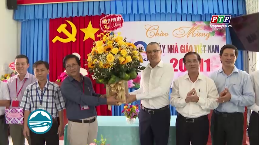Bí thư Tỉnh ủy Phạm Đại Dương thăm, chúc mừng ngày nhà giáo Việt Nam 20/11