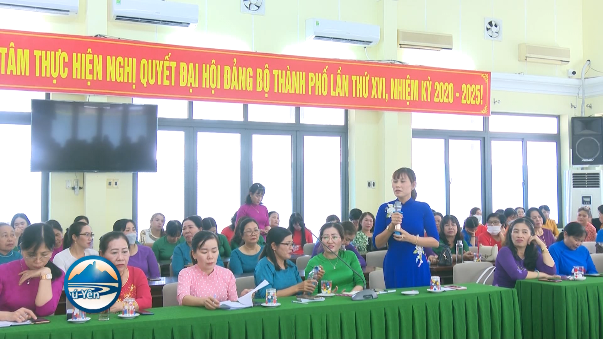 Đối thoại giữa cấp ủy, chính quyền với cán bộ, hội viên phụ nữ