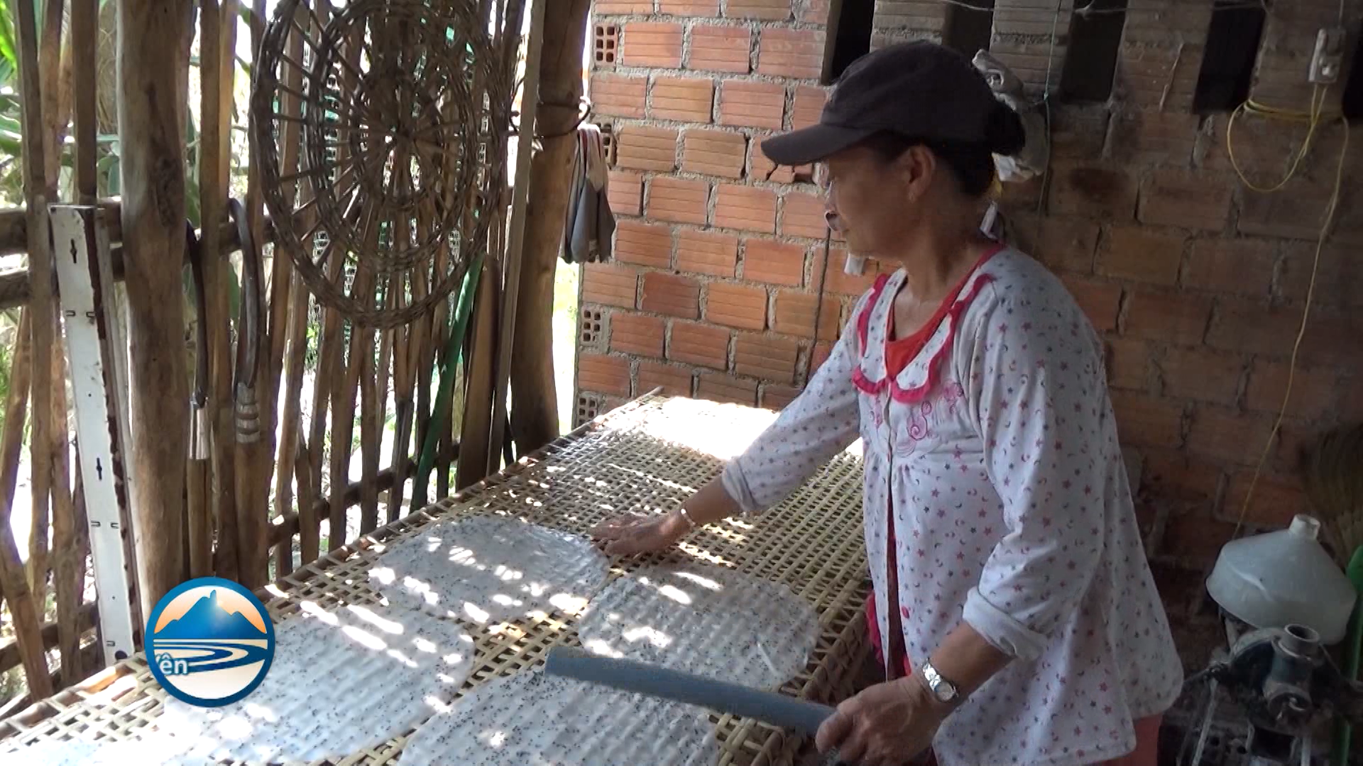 Khó khăn trong duy trì hoạt động các làng nghề truyền thống