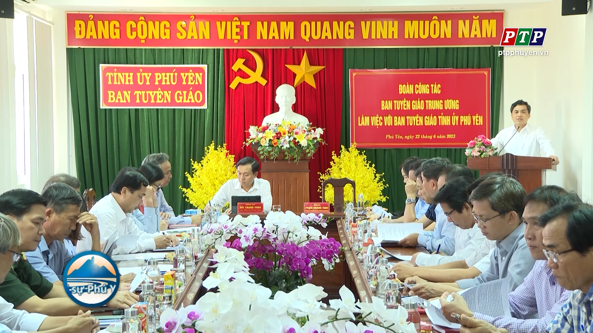 Đoàn khảo sát của Ban Tuyên giáo Trung ương làm việc với Ban Tuyên giáo Tỉnh ủy