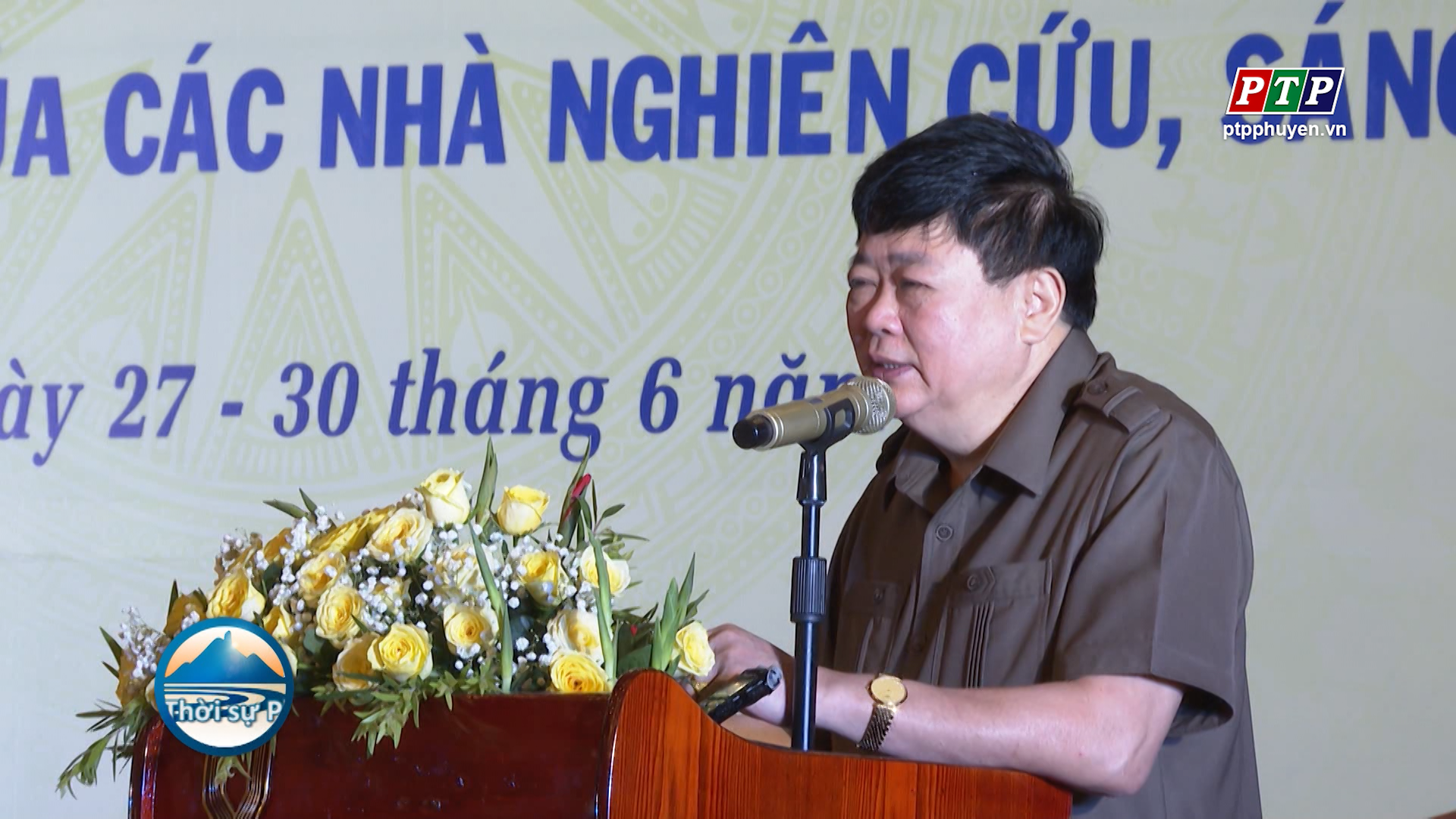 Khai mạc Lớp bồi dưỡng lý luận, phê bình văn học nghệ thuật