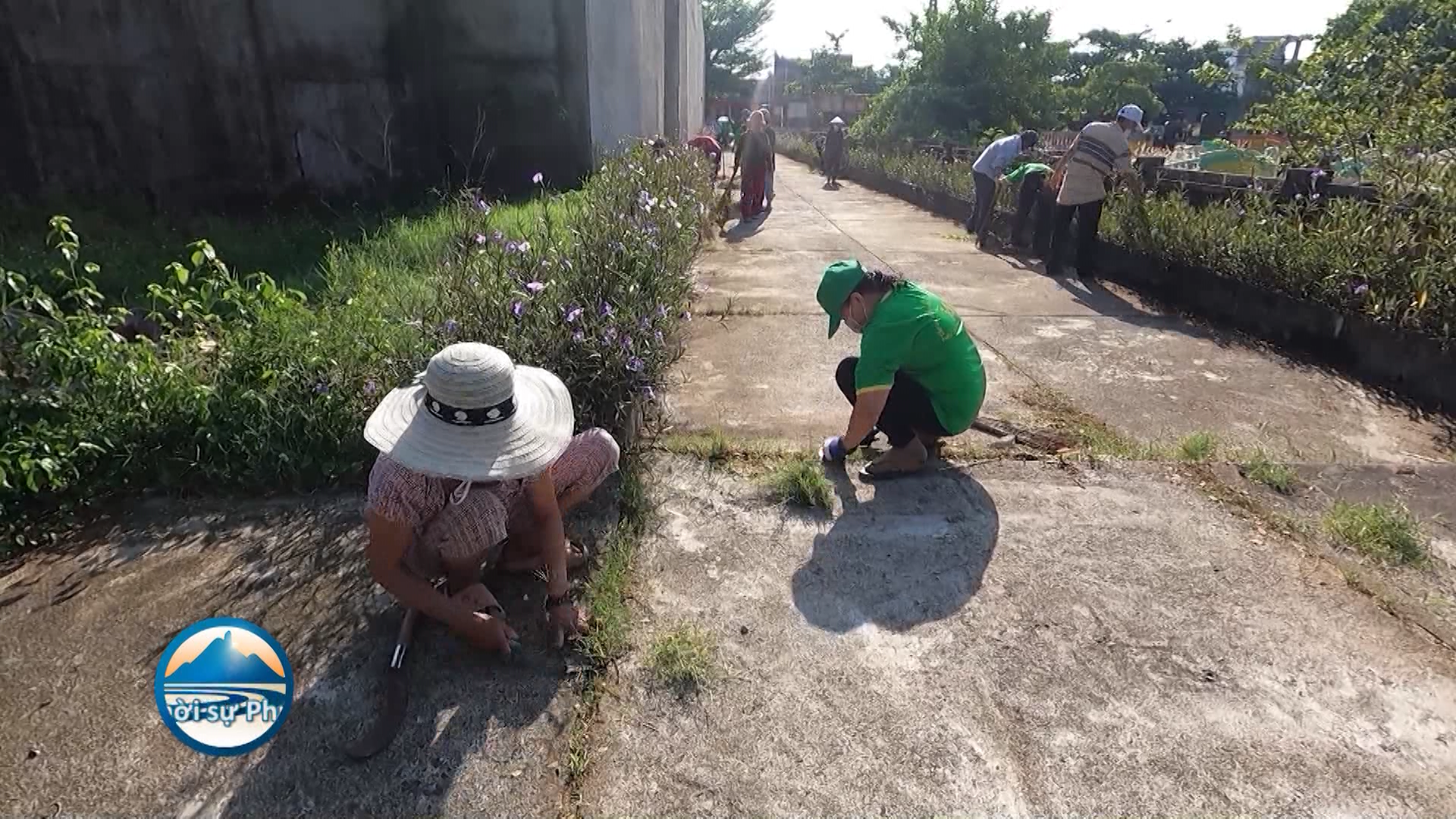 Sạch đẹp từ Đoạn đường, hẻm phố, khu dân cư tự quản