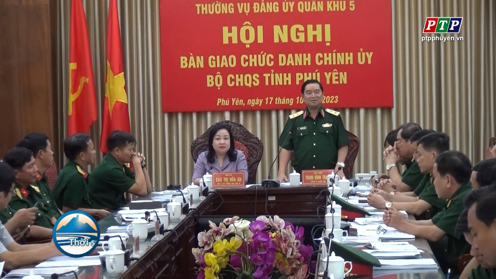 BÀN GIAO CHỨC DANH CHÍNH ỦY BỘ CHQS TỈNH PHÚ YÊN