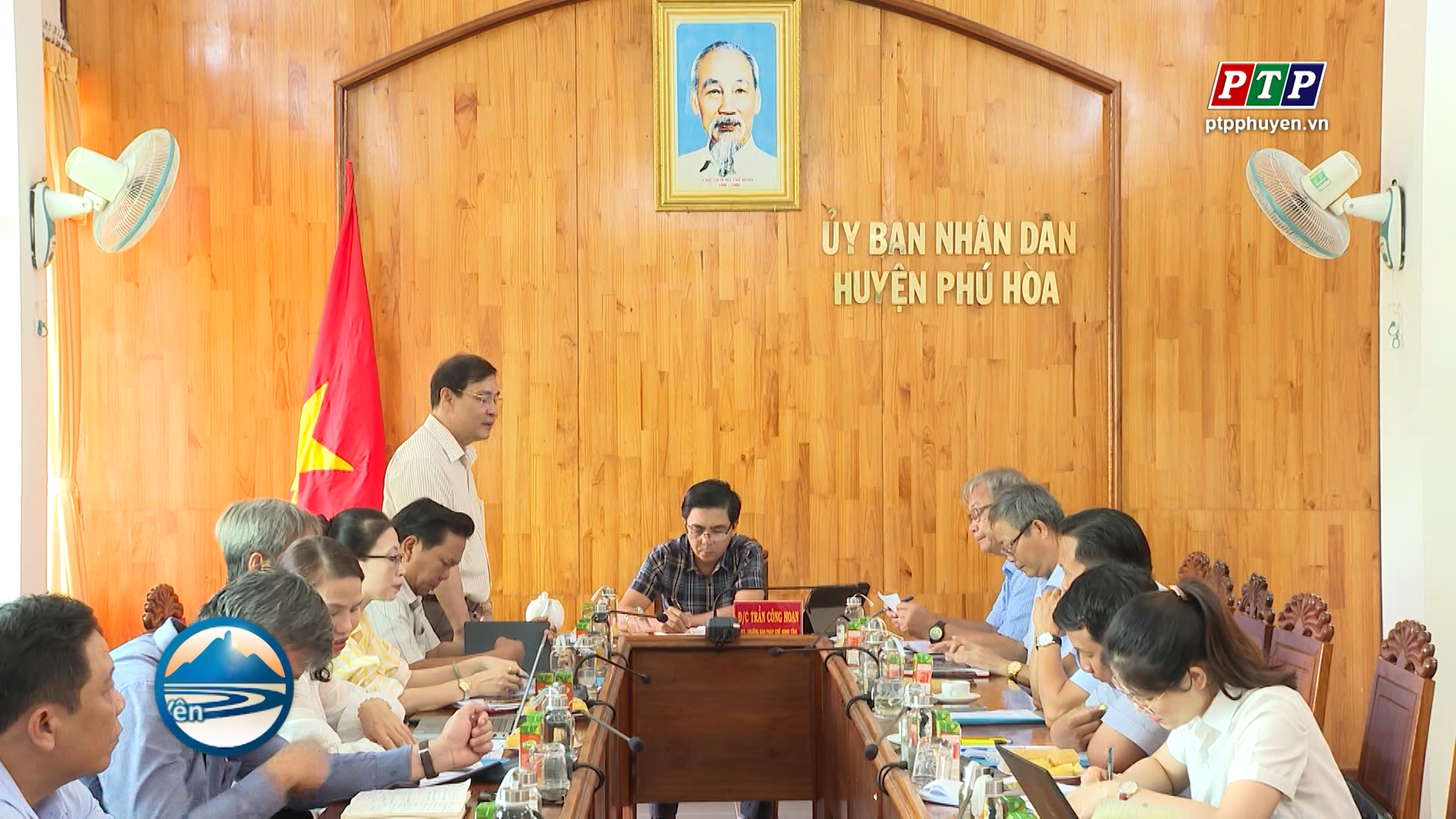 Khảo sát việc giao biên chế tại huyện Phú Hòa